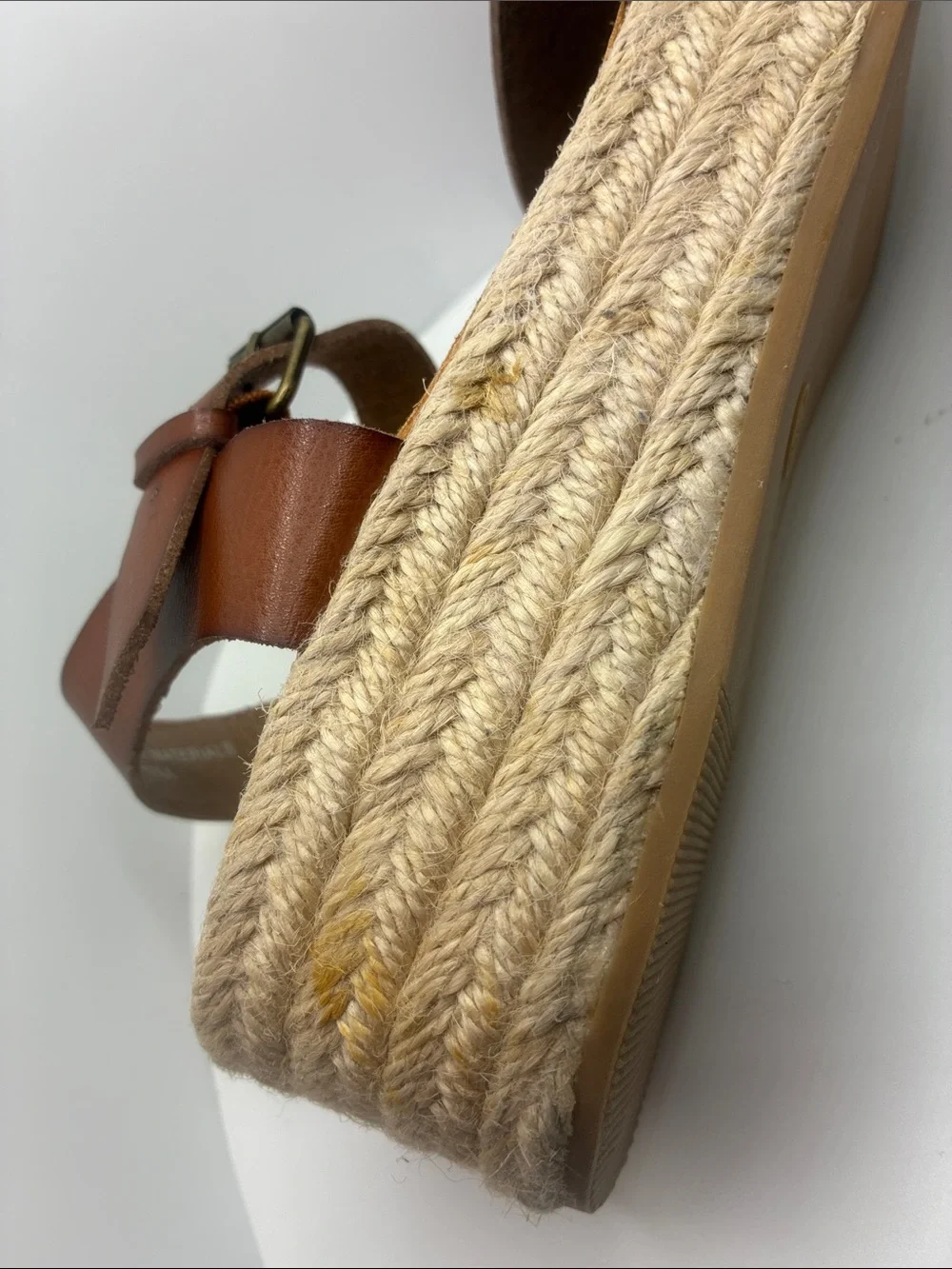 WHITE. MT  WOMAN’ SANDALS / ESPERDRILL  OPEN TOE/ BUCKLE CLOSURE / 8.5
